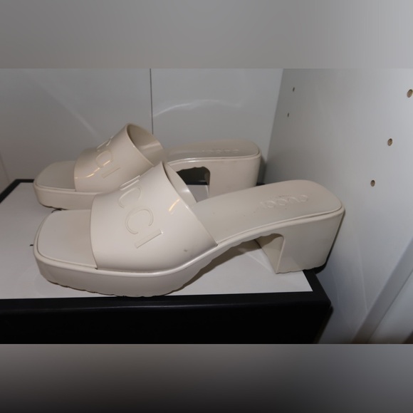 Authentic Gucci Rubber Platform Sandals - Picture 6 of 13